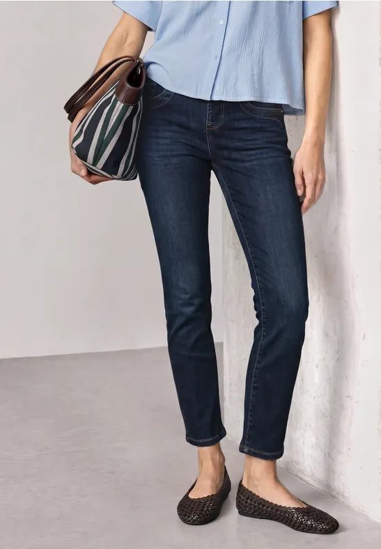 Mid Waist Straight Leg Jeans im Slim Fit