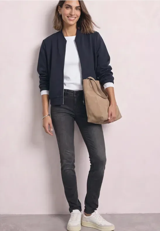 Mid Waist Slim Leg Jeans im Casual Fit