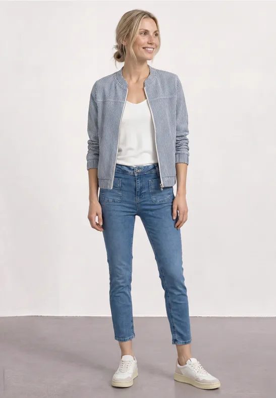 7/8 Straight Leg Jeans mit aufgesetzten Taschen