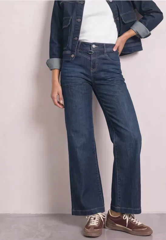 Wide Leg Jeans mit Gürteldetail