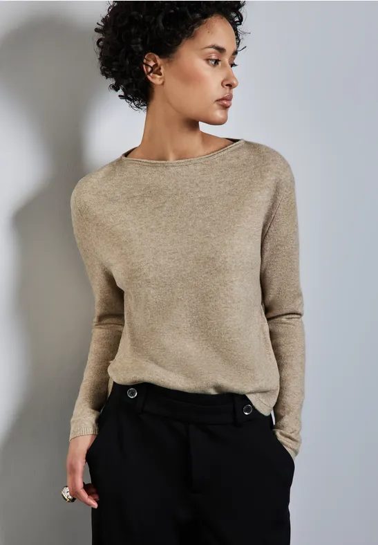 Pullover mit Schlitz