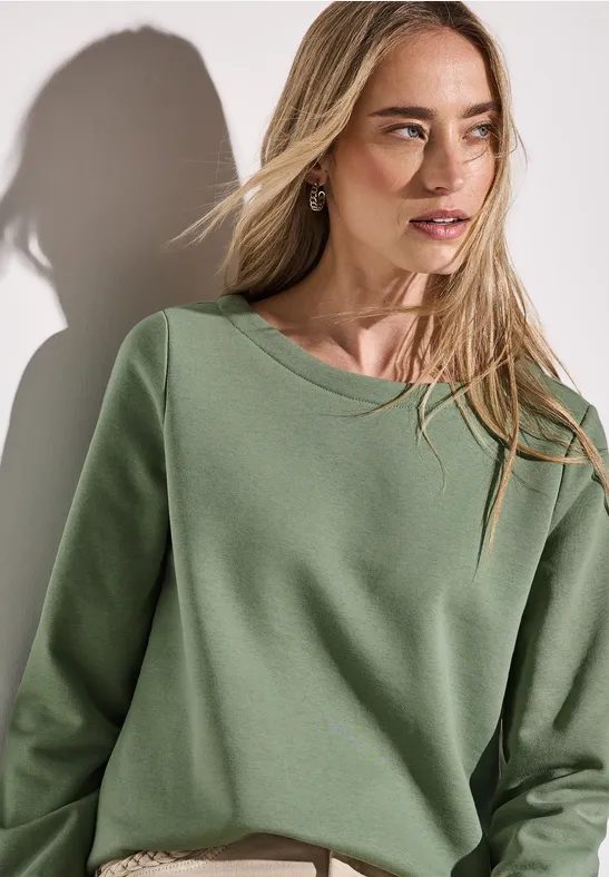 Sweatshirt