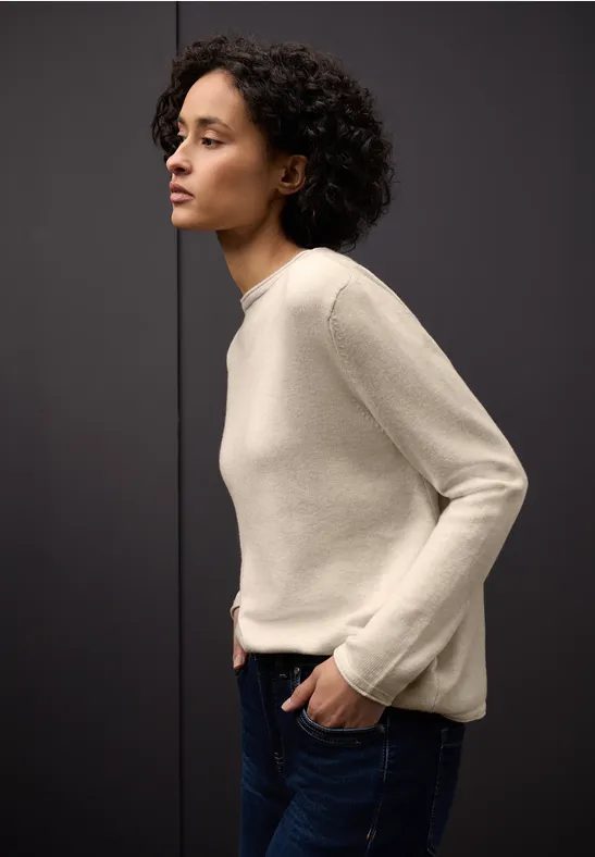 Pullover mit gerolltem Saum