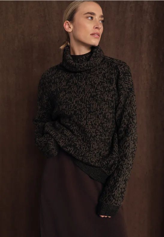 Two Tone Pullover