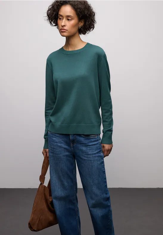 Basic Pullover