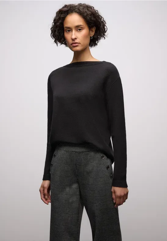 Softer Basic Pullover