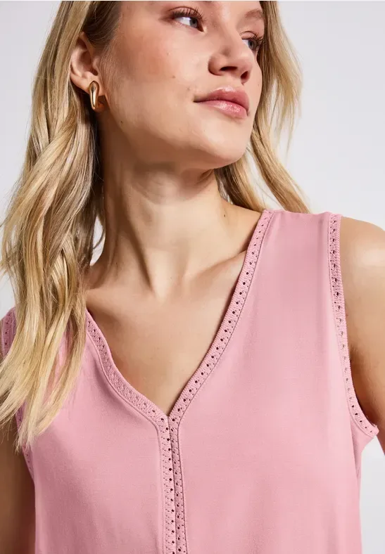 Jersey-Top mit Häkeldetails