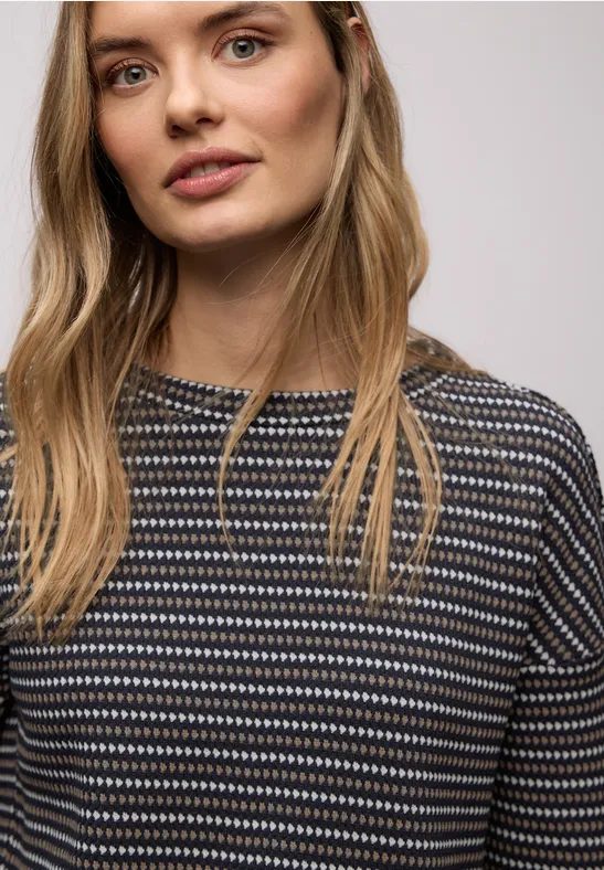 Gestreiftes Shirt