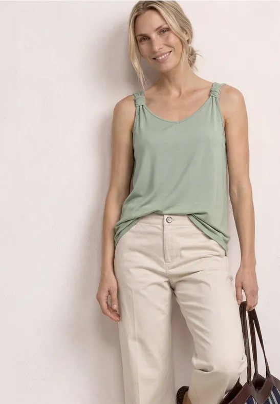 Top mit V