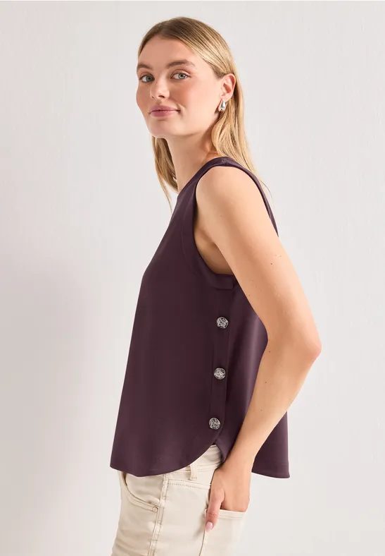 Top mit seitlichen Knopfdetails