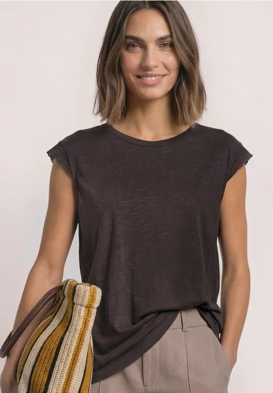 Dropped Shoulder Shirt mit Crochet Details