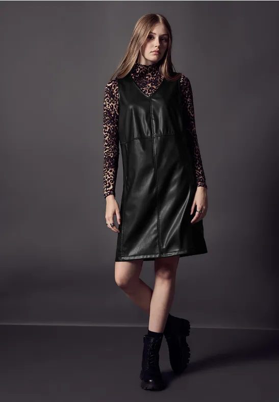 Kleid in Leder