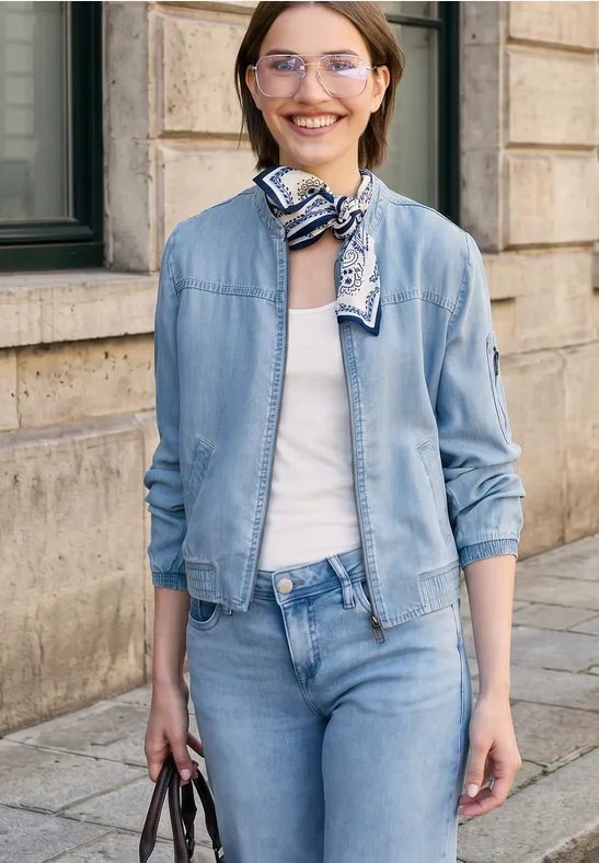 Blouson im Denim