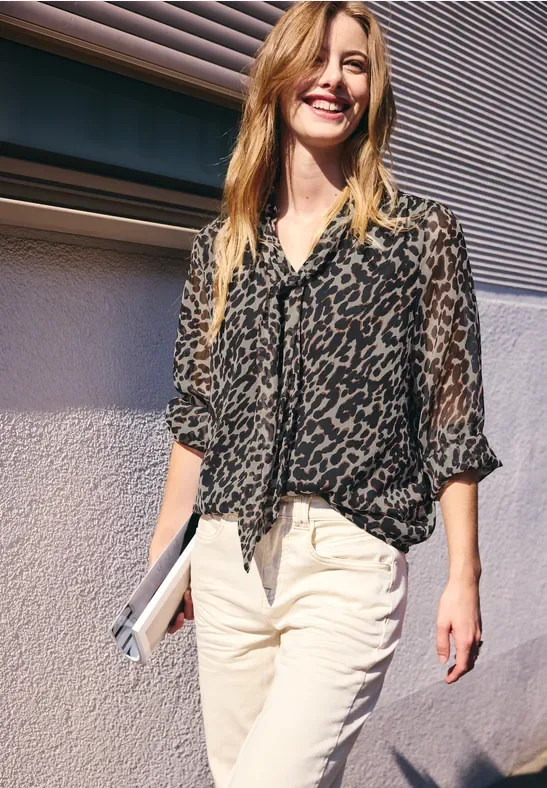 Langarm Bluse aus Chiffon mit Schleife