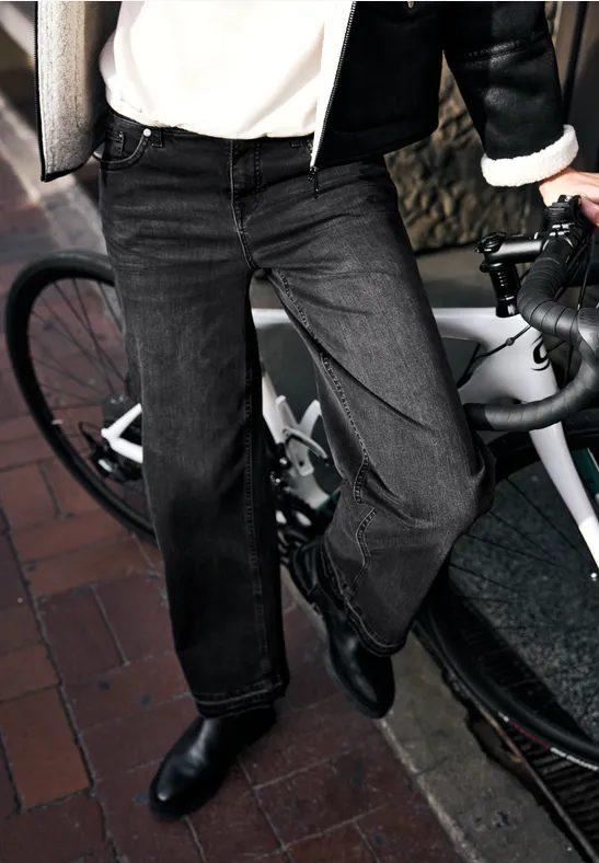 Wide Leg Jeans