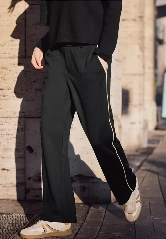 Straight Leg Hose
