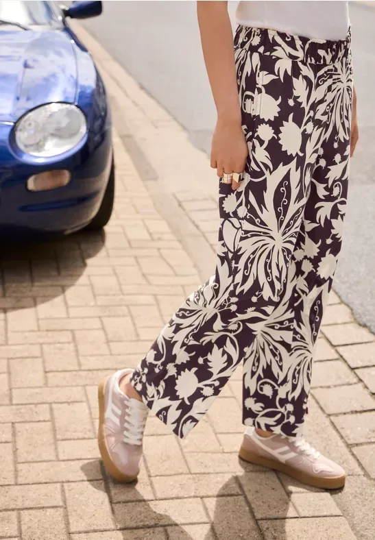 Culotte im Loose Fit mit floralem Muster