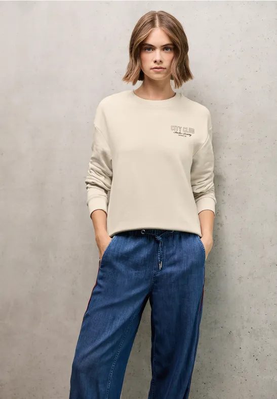 Loose Fit Backprint Sweater