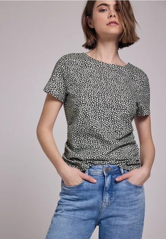 Shirt mit Rückenausschnitt