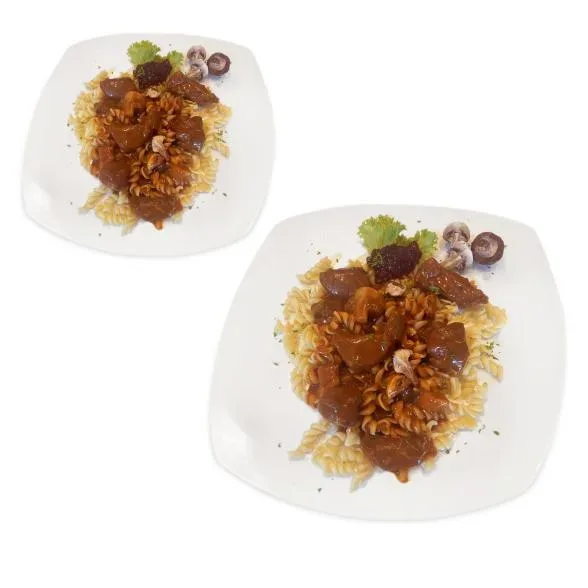 Hirschedelgulasch mit Spirelli