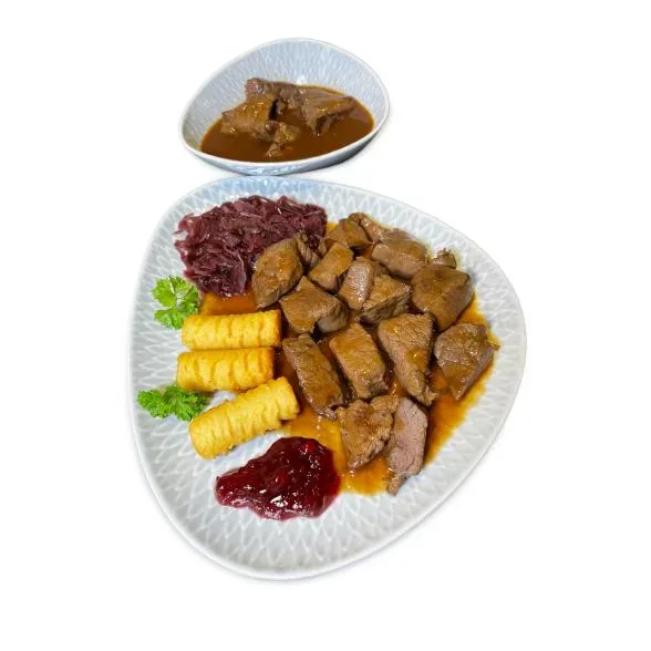 Hirschragout in Preiselbeersoße