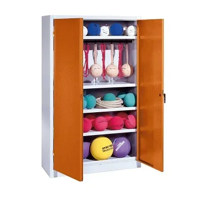 C+P Sportgeräteschrank mit Vollblech-Flügeltüren (Typ 2), HxBxT 195x120x50 cm, Ergo-Lock Muldengriff, Sienarot (RDS 050 40 50), Lichtgrau (RAL 7035), Einzelschliessung