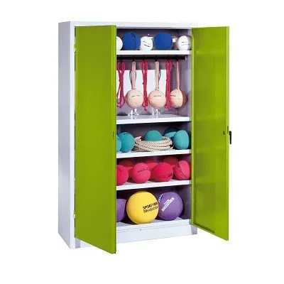 C+P Sportgeräteschrank mit Vollblech-Flügeltüren (Typ 2), HxBxT 195x120x50 cm, Ergo-Lock Muldengriff, Clowngrün (RAL 110 80 60), Lichtgrau (RAL 7035), Gleichschliessung