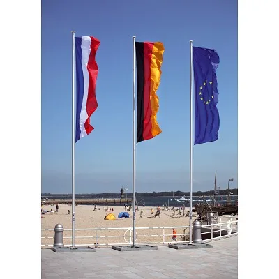 Euro-Masten Fahnenmast mit Leinenführung aussen