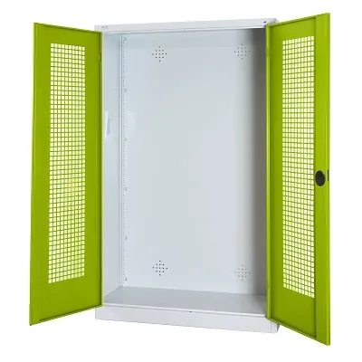 C+P Modul-Sportgeräteschrank mit Lochblech-Flügeltüren, HxBxT 195x120x50 cm, Ergo-Lock Muldengriff, Clowngrün (RAL 110 80 60), Lichtgrau (RAL 7035), Gleichschliessung