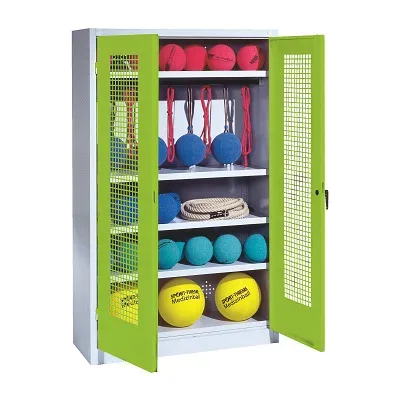 C+P Sportgeräteschrank mit Lochblech-Flügeltüren (Typ 2), HxBxT 195x120x50 cm, Ergo-Lock Muldengriff, Clowngrün (RAL 110 80 60), Lichtgrau (RAL 7035), Gleichschliessung