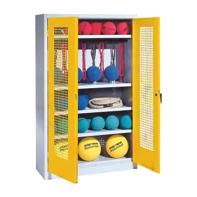 C+P Sportgeräteschrank mit Lochblech-Flügeltüren (Typ 2), HxBxT 195x120x50 cm, Ergo-Lock Muldengriff, Verkehrsgelb (RAL 1023), Lichtgrau (RAL 7035), Einzelschliessung