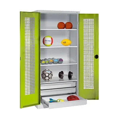 C+P Sportgeräteschrank mit Schubladen und Lochblech-Flügeltüren (Typ 4),  HxBxT 195x120x50 cm, Ergo-Lock Muldengriff, Clowngrün (RAL 110 80 60), Lichtgrau (RAL 7035), Gleichschliessung