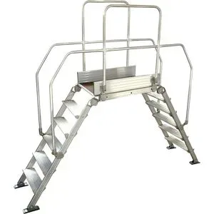 kaiserkraft Alu-Leiternüberstieg, Gesamtbelastung 200 kg, 6 Stufen, Plattform 900 x 530 mm