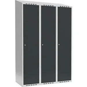 kaiserkraft Spind Fydor, 3 Abteile, lichtgrau / anthrazit, B 1200 mm, schräge Dachform, Zylinderschloss