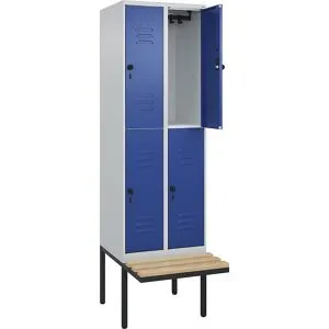 Doppelstock-Spind Classic PLUS Sitzbank, 2 Abteile, lichtgrau / enzianblau, B 600 mm, Sicherheits-Drehriegel, auskragend, Buche-Hartholz C+P