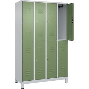 Doppelstock-Spind Classic PLUS, 4 Abteile, lichtgrau / resedagrün, HxB 1950 x 1200 mm, mit Füßen, Zylinderschloss C+P