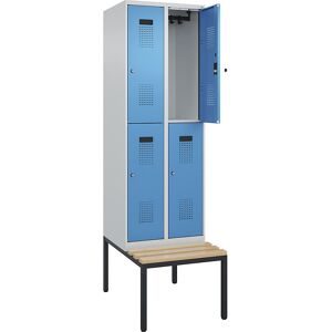 kaiserkraft Doppelstock-Spind Evolo PLUS Sitzbank, 2 Abteile, lichtgrau / lichtblau, B 600 mm, Zylinderschloss, mit untergebauter Sitzbank, Buche