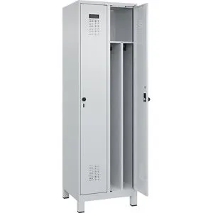 kaiserkraft Schwarz-Weiß-Spind Evolo PLUS, schmal, 2 Abteile, verkürzte Trennwand mittig, lichtgrau, B 600 mm, mit breiten Füßen, Sicherheits-Drehriegel