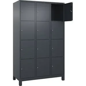 kaiserkraft 4er-Schließfachschrank Evolo PLUS, 3 Abteile, grau, B 1200 mm, 12 Fächer, mit breiten Füßen, Zylinderschloss