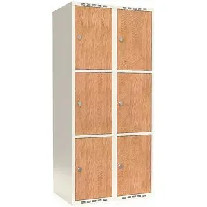 kaiserkraft 3er-Schließfachschrank Fydor, HPL, 2 Abteile, weiß/Eiche, B 800 mm, flache Dachform, Vorhängeschloss