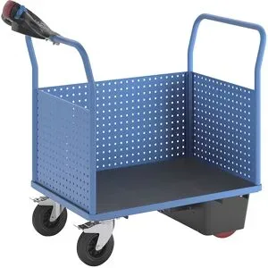Plattformwagen mit Elektroantrieb, mit 3 hohen Lochblechwänden, LxB 1050 x 700 mm eurokraft pro