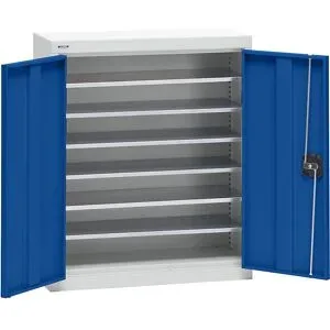 Materialschrank aus Stahlblech, Höhe 780 mm, lichtgrau RAL 7035 / enzianblau RAL 5010, 6 Böden eurokraft pro