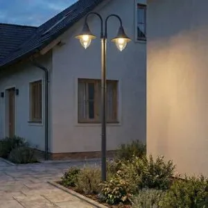 Lindby Außenleuchte Madea, grau, 2-flg., 212 cm, E27, IP44 Madea Lindby, dimmbar, schwarz, Aluminium, Modern