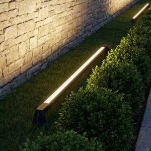 Lindby LED-Bodenleuchte Zavio, anthrazit, Erdspieß, IP65 Zavio, schwarz, Aluminium, Modern
