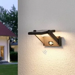 Solarbetriebene LED-Außenwandlampe Valerian Lucande, schwarz, Aluminium, Modern, Solarleuchte außen