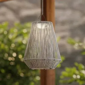 Lindby LED-Solarhängelampe Austas, grau, Ø 32 cm, USB, IP54 Austas Lindby, dimmbar, alu / grau / zink, Kunststoff, Modern, Solarleuchten