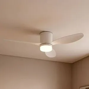 Lucande LED-Deckenventilator Kayu, weiß, DC, leise, Ø 132 cm Kayu, weiß / opal, für Wohn- / Esszimmer, Kunststoff, Modern