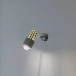 Wandstrahler Destin, einflammig grün/messing Destin Euluna, dimmbar, grün, für Wohn- / Esszimmer, Metall, Modern, Strahler