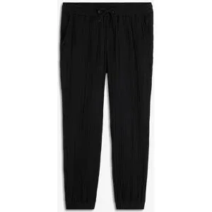 bonprix Regular Fit Schlupfhose aus weichem Musselin, Taperedschwarz 56Herren
