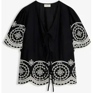 bonprix Lochstickerei-Bluse aus reiner Baumwolleschwarz 42Damen